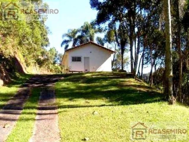 Sítio Ecológico rico em ÁGUA com NASCENTE PRÓPRIA, CACHOEIRA, 03 LAGOS, 02 alqueires aberto plano to