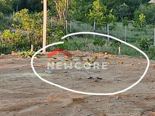 Sítio em vilarejo de pedras Pinheiros Itatiaiuçu/MG