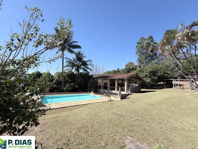 Sítio em Amparo interior de São Paulo com Excelente Reserva Hídrica — Propriedade Rica em Águas