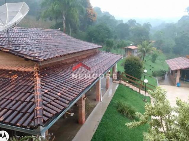 Sítio em BR 262 TERRA FERTIL Mateus Leme/MG