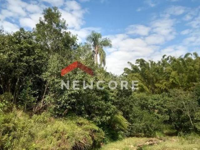 Sítio em centro Área Rural Bofete/SP