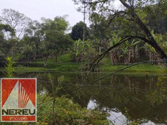 SÍTIO EM MEIO À NATUREZA PARA LAZER E DESCANSO EM JUQUITIBA/SP
