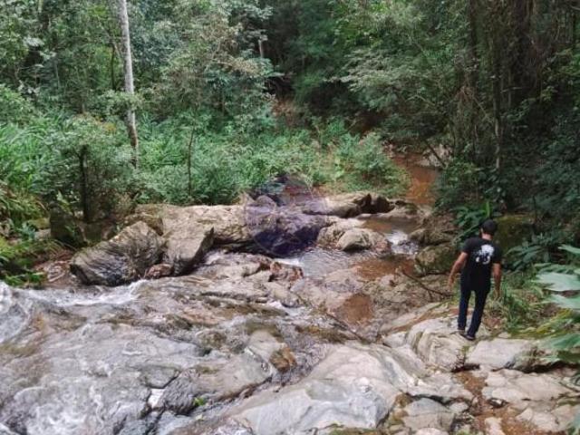 Sitio, Estrada de Terra a Monte Sião, Jacutinga, MG