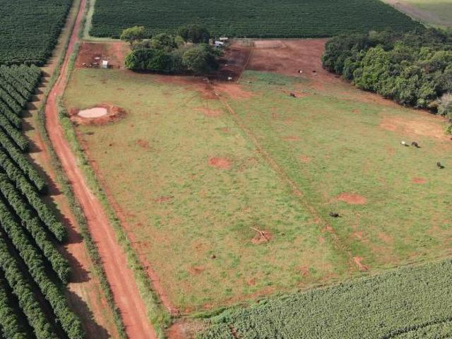 SÍTIO NA REGIÃO DE BOM JARDIM, EM PATROCÍNIO/MG
