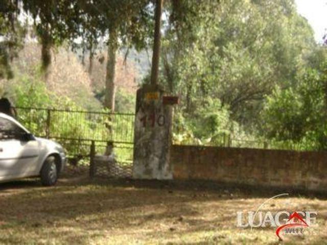 Sítio para Venda com 5000m² e 3 dormitórios no bairro Lami