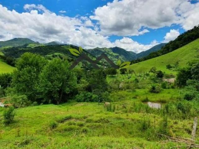 Sítio para venda e aluguel em Sapucaí Mirim