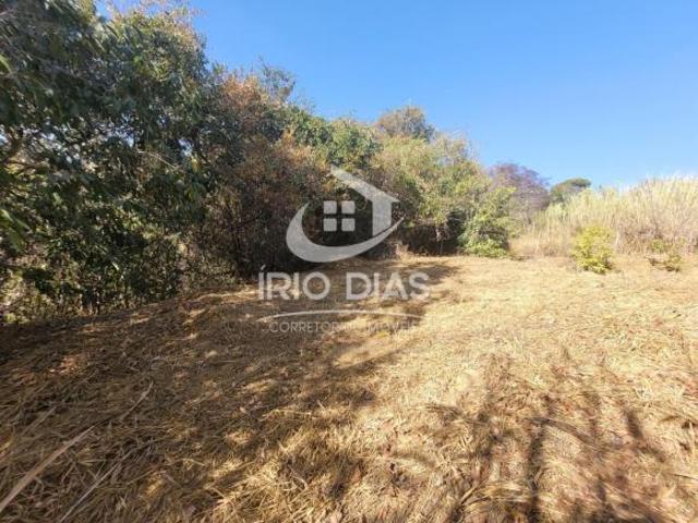 Sítio para Venda em Baldim, Área Rural, 3 dormitórios, 2 banheiros, 3 vagas