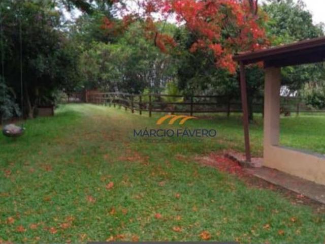 Sítio para venda em Pereiras