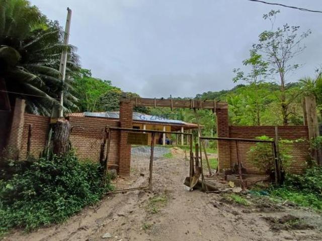 Sítio para venda em Peruíbe