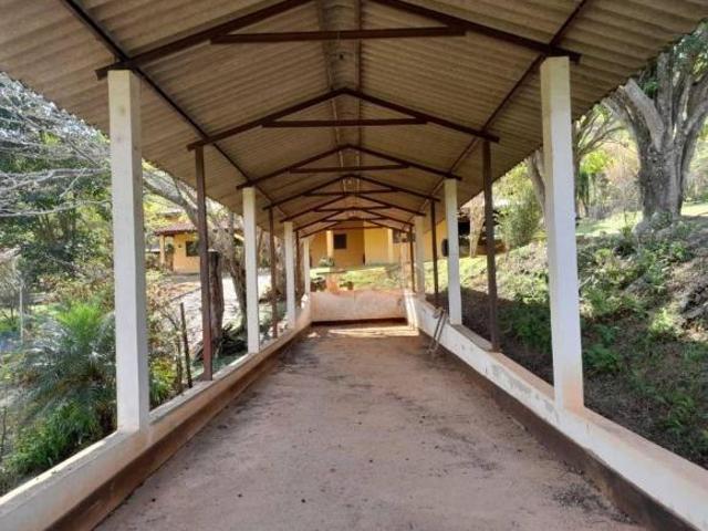 Sítio Rural / Dos Silvas