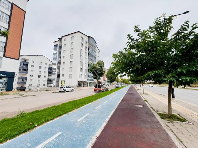 Sivas Gmt Emlak'tan Şeyhşamil'mah Kiralık Arakat 3+1/126m2 Daire
