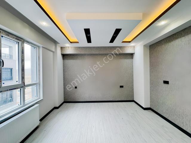 Sivas Gmt Emlak'tan Şeyhşamilmah Satlık Sıfır Ultralüx 2+1 Daire