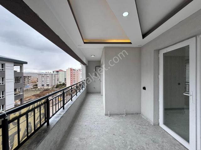 Sivas Gmt Emlak'tan Şeyhşamilmah Satlık Sıfır Ultralüx 2+1 Daire