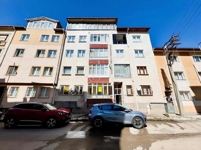 Sivas Gmt Emlaktan İstasyon'cadciv Satlık Uygun 3+1/110m2 Daire!