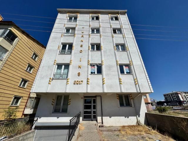 Sivas Gmt Emlak'tan Yeninumune'civ Kiralık Arakat 2+1/80m2 Daire