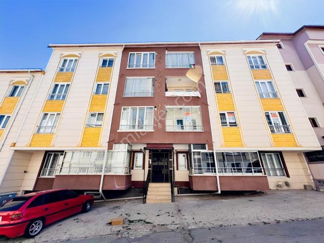 Sivas Gmt Emlak Fatih Mah Satılık Kiralık Arakat 3+1/120m2 Daire