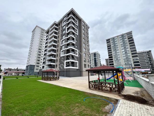 Sivas Gmt Emlak R.t.e Bulvarı Satılık 2+1/110m2 Lüx Arakat Daire