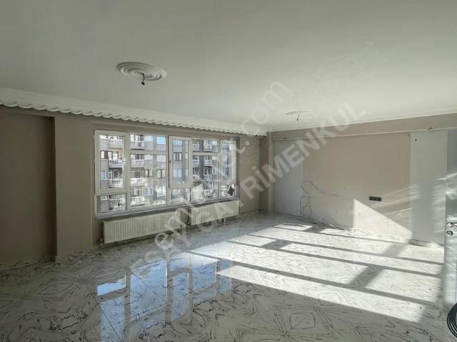Sivas İstasyon Caddesi'nde Kiralık 3+1 Konut & Prestijli Ofis