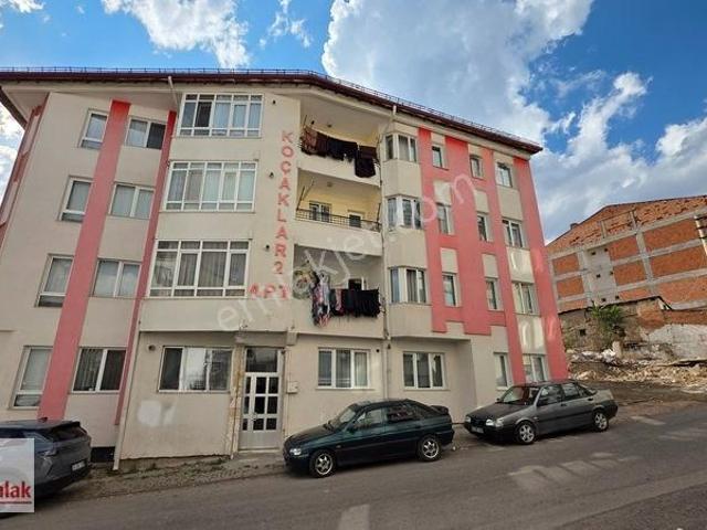 Sivas Mehmetpaşa Mahallesi 3+1 Satılık Daire 3. Kat