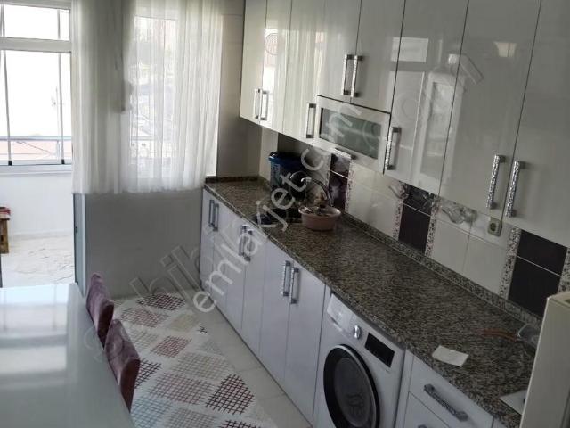Sivas Millet Bahçesi Yakını Satılık 3+1 Geniş Daire