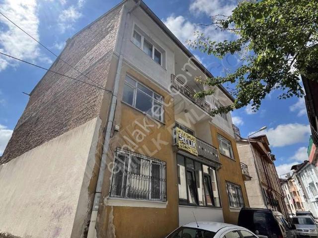 Sivas Mülk Emlak / Çarşıbaşı Mah. / 4+1 / 160m² / Fırsat !