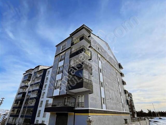 Sivas Mülk Emlak / Kılavuz Mah. / 2+1 / 2025