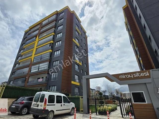 Sivas Satılık 4+1 Daire Eğriköprü Mah 1. Kat Arakat Miray Sitesi