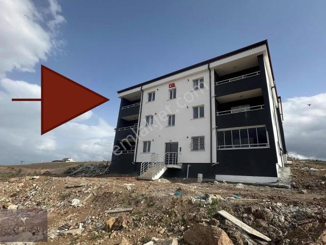 Sivas Suşehri Sis Yolu Afet Evlerinde 2+1 Ova Manzaralı