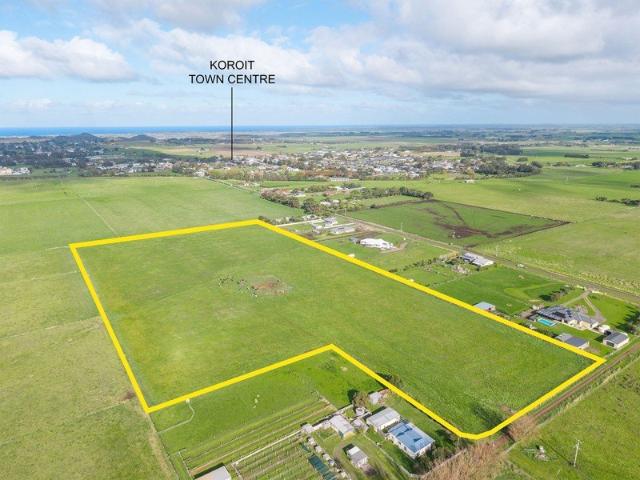 Sixteen Acres with Planning Permit to build your Dream Family Home
