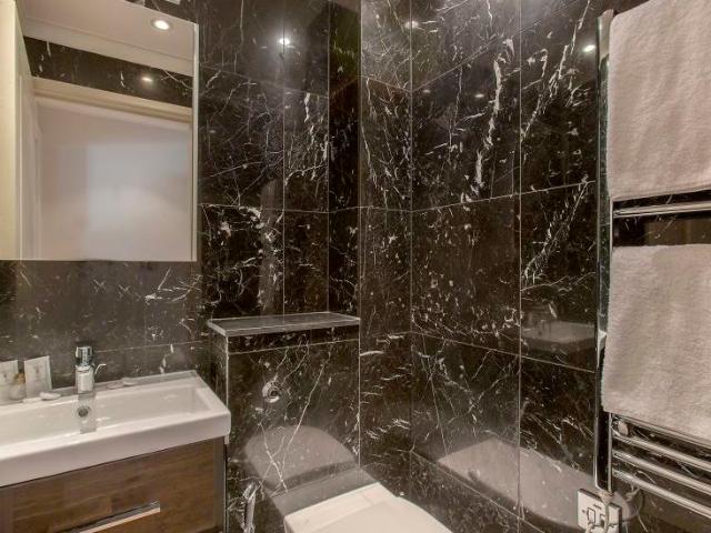 Six Bedroom House in Chilworth Street, Bayswater W2
