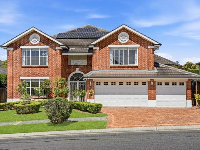 Six Bedrooms, Triple Garage and Room for the Whole Family