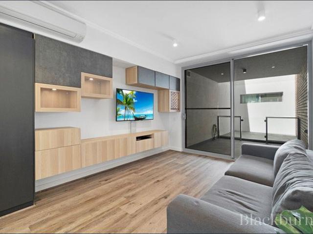 SIX MONTH LEASE | FURNISHED HAVEN IN CHIC GUILDFORD