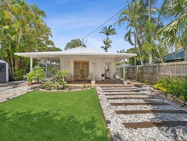 Your Coastal Escape Awaits! Fully Furnished, Bills Included & Flexible Lease Options!