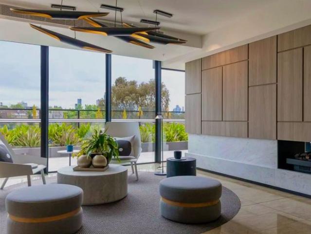 SIX STAR Fully Furnished * 3 to 6 Months * City & River Views Pool Gym Sauna Spa