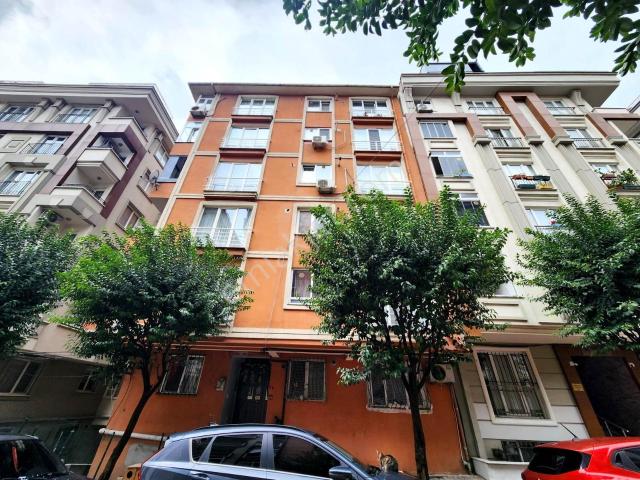 Siyavuşpaşa 2007 Yapımı Binada 2+1 90m2 2. Ara Kat Asansörlü