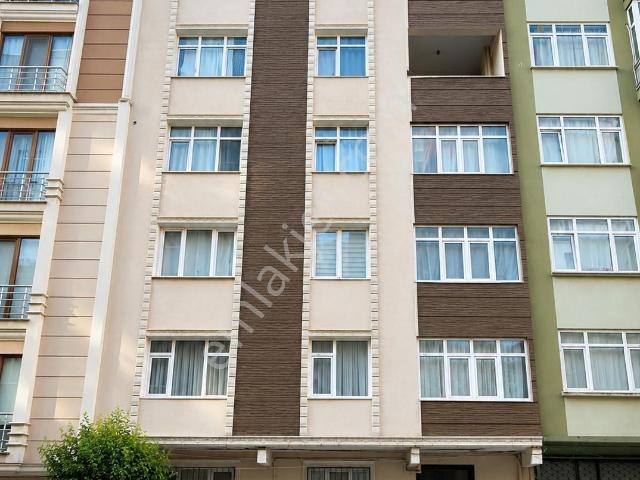 Siyavuşpaşa Caddesi Civarı Tek Daire Üzerine 2+1 Satılık Daire