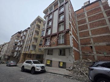 Siyavuşpaşa Caddesine Yakın 1+1 Giriş 2014 Yapımı Satılık Daire