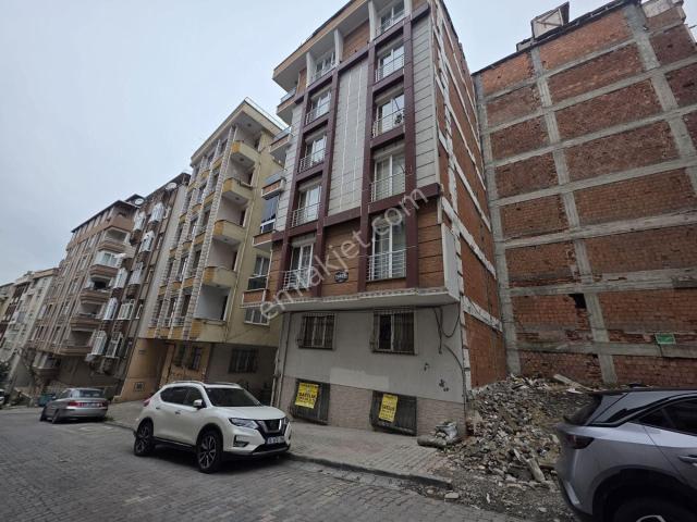 Siyavuşpaşa Caddesine Yakın 1+1 Giriş 2014 Yapımı Satılık Daire