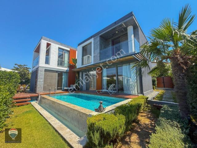 Soğucak'da Panoramik Deniz Manzaralı Müstakil Ultra Lüks Villa