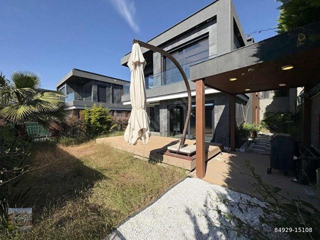 Soğucak'ta Deniz Manzaralı,Özel Havuzlu lüks villa
