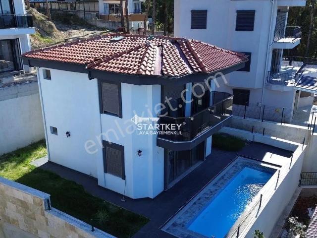 Soğucak'ta Eşsiz Deniz Ve Orman Manzaralı Satılık Sıfır Villa