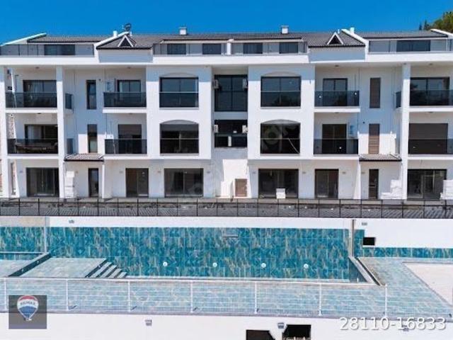 SOĞUCAKTA MODERN MIMARI, YERDEN ISITMALI VE ORTAK HAVUZLU KIRALIK 2+1 DAIRE