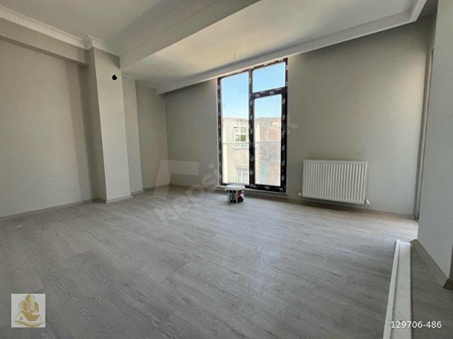 SÖĞÜTLÜÇEŞME'DE 2+1 80M2 SIĞINAKLI BALKONLU ARAKAT SIFIR DAİRE