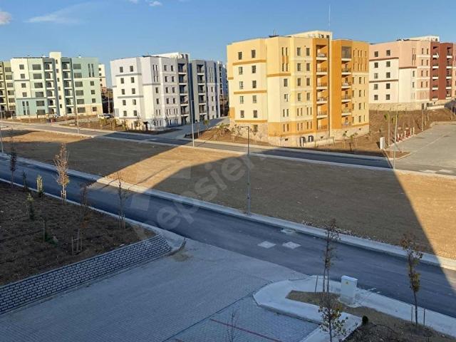 Söğütlü TOKİ'de 3. Kat park cepheli 1.Etap 3+1 14.500 tl