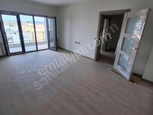 Söğütlü Toki'de 2.etap 3+1 Sıfır Kiralık Daire