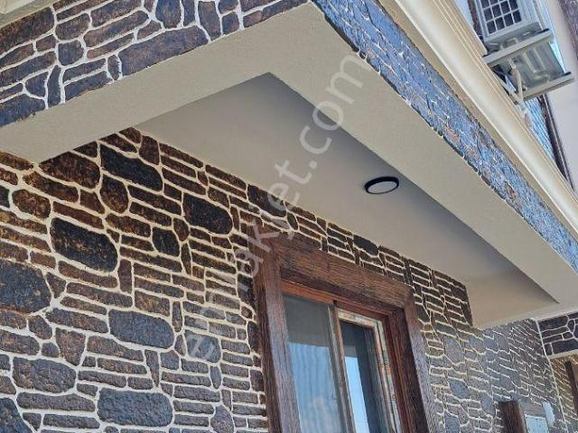 Söğütlüyurtta Hastaneye Yakın Sıfır 1+1 Yüksek Giriş