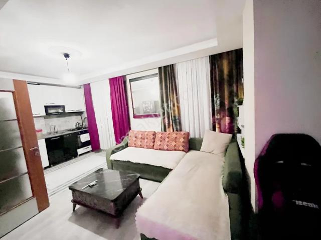 Soğanlıda Metroya Yakın Ful Eşyalı Kiralık 2+1 Daire