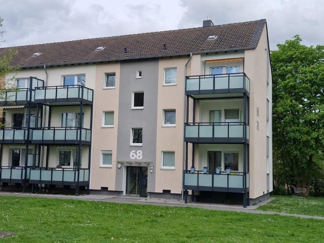 So macht wohnen Spaß: individuelle 3 Zimmer Wohnung mit großem Balkon