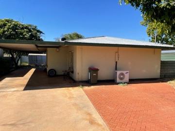 House for sale in Tennant Creek - Parking