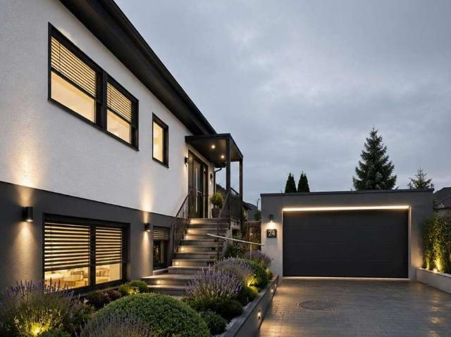 So schön könnte ihr neues Zuhause aussehen_Einfamilienhaus mit Garage und in der Nähe Ludwigsburg